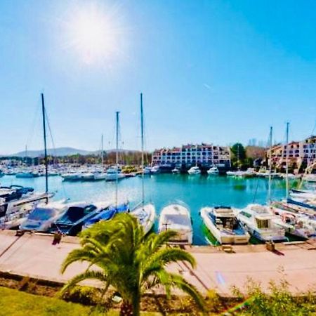 Petit Cocon Magnifique Vue Sur Marina Dans Le Golfe De Saint Tropez Apartment Cogolin Exterior foto