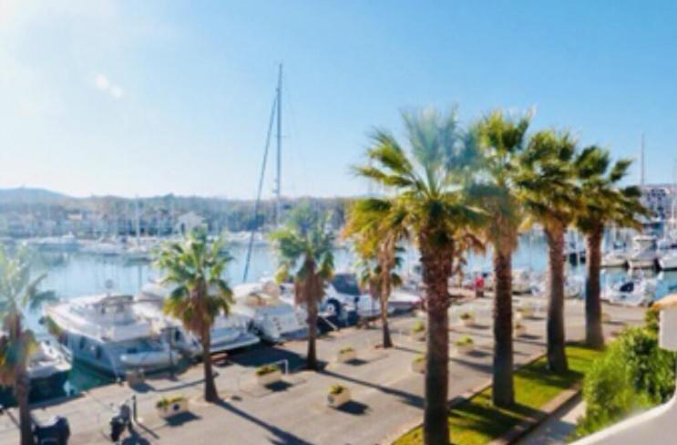 Petit Cocon Magnifique Vue Sur Marina Dans Le Golfe De Saint Tropez Apartment Cogolin Exterior foto